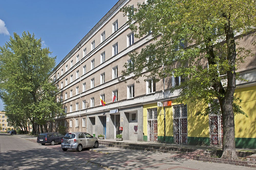 Фоновое изображение общежития № 3 - KIC, Варшавского Университета
